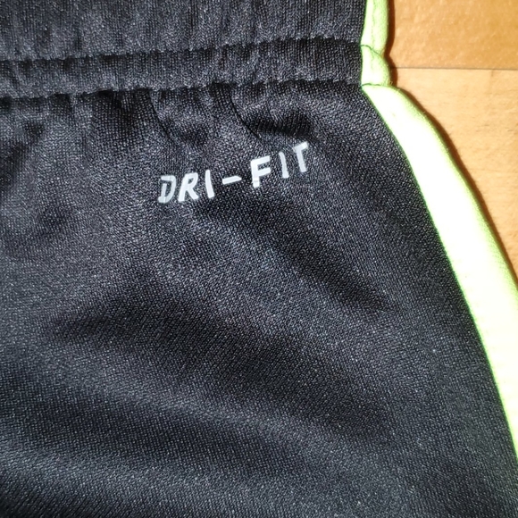 ⭐ 2/$20 ⭐ Nike track suit - Picture 6 of 6